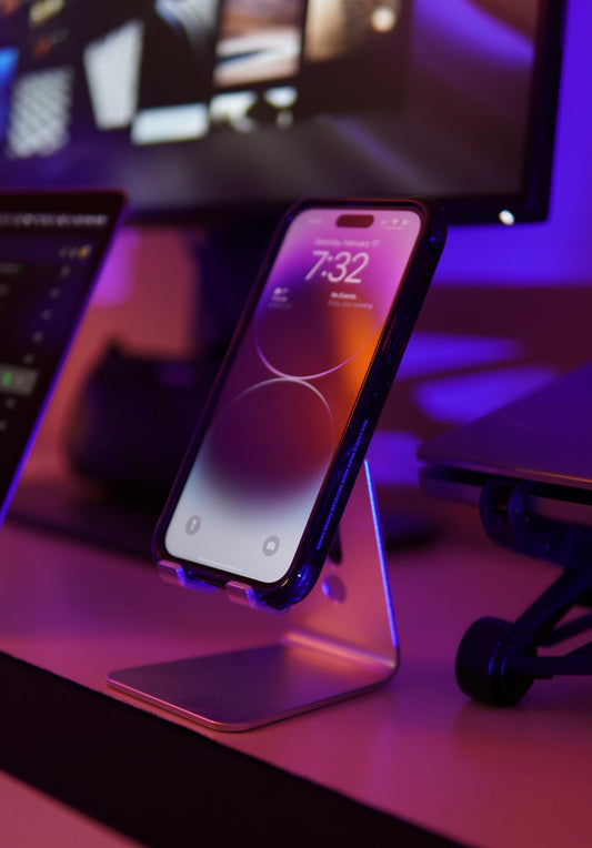 Adjustable Foldable Cell Phone & Tablet Stand